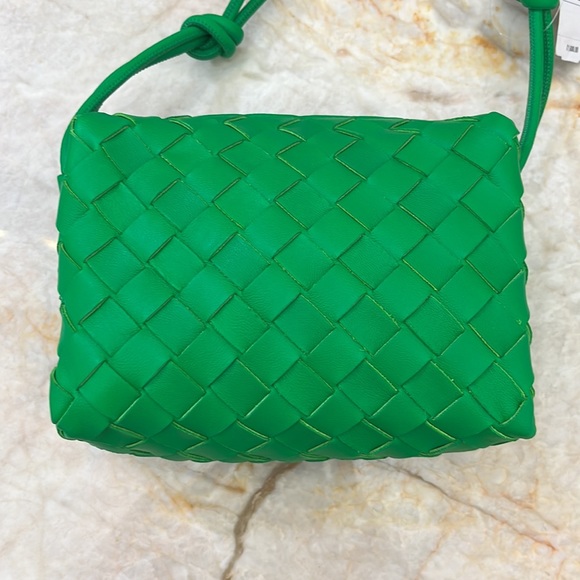 Bottega Veneta Mini loop in parakeet - Picture 2 of 11